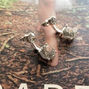 3 /35 DIAMOND BACK FRONT STUDS